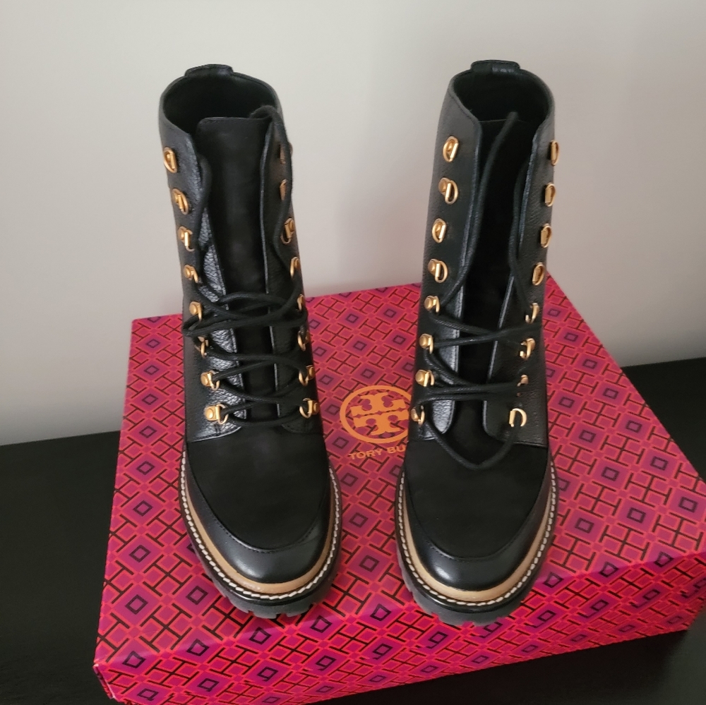 Ankle black tory Burch Boot 👢 size 8